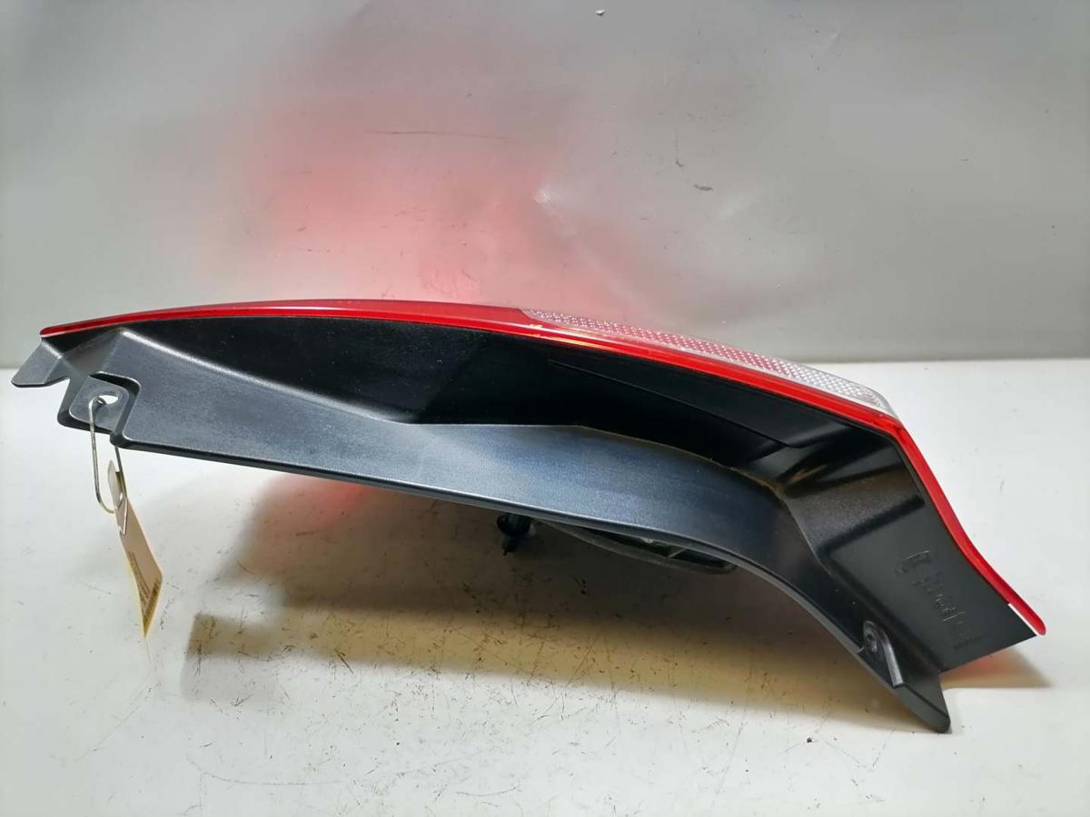 Ford Fiesta original Rücklicht Rückleuchte Schlussleuchte rechts Bj.2016